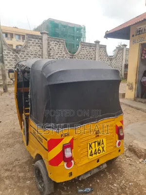 Bajaj 2010 Yellow