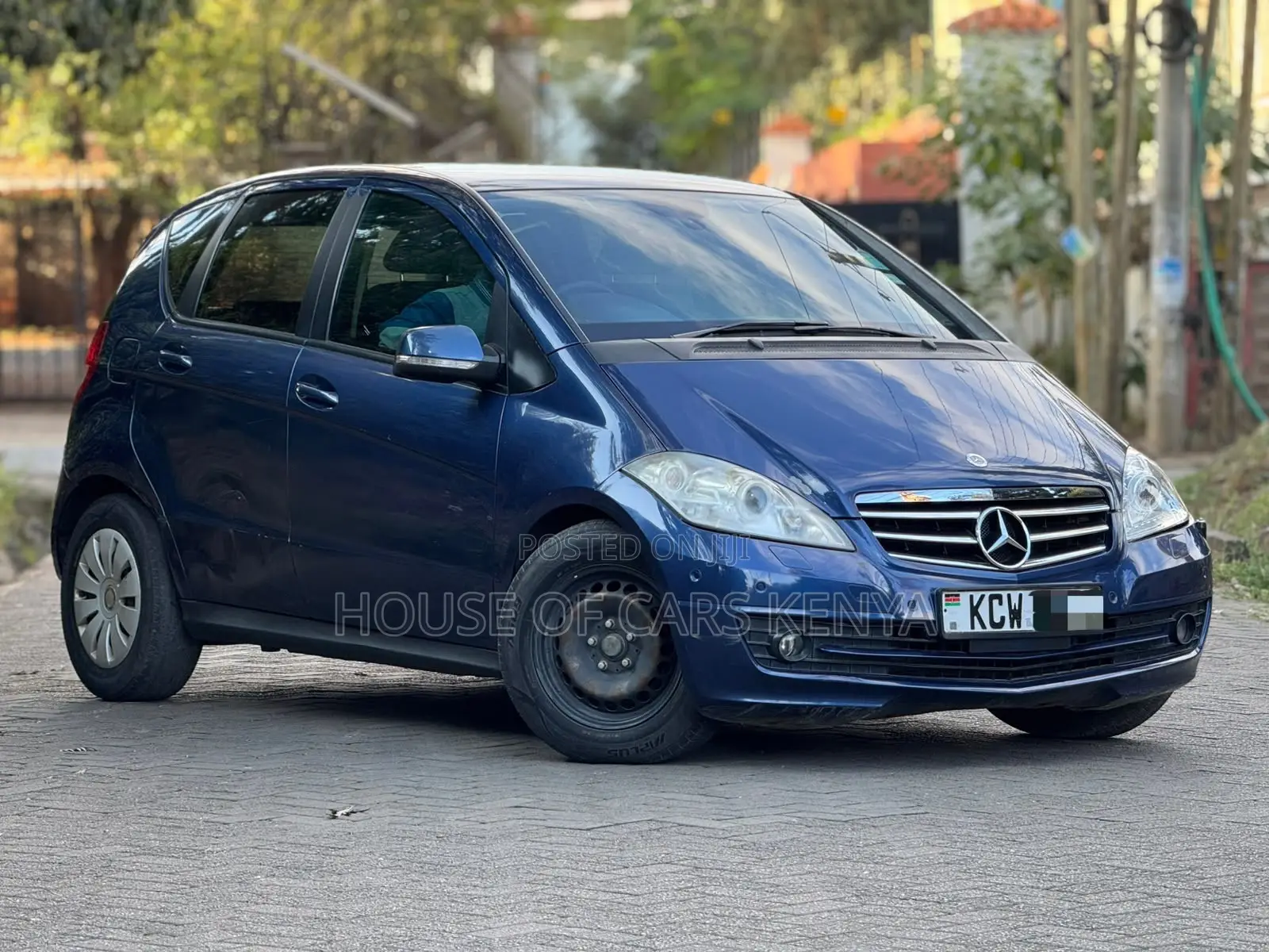 Mercedes-Benz A-Class 2012 Blue