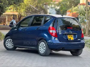 Mercedes-Benz A-Class 2012 Blue