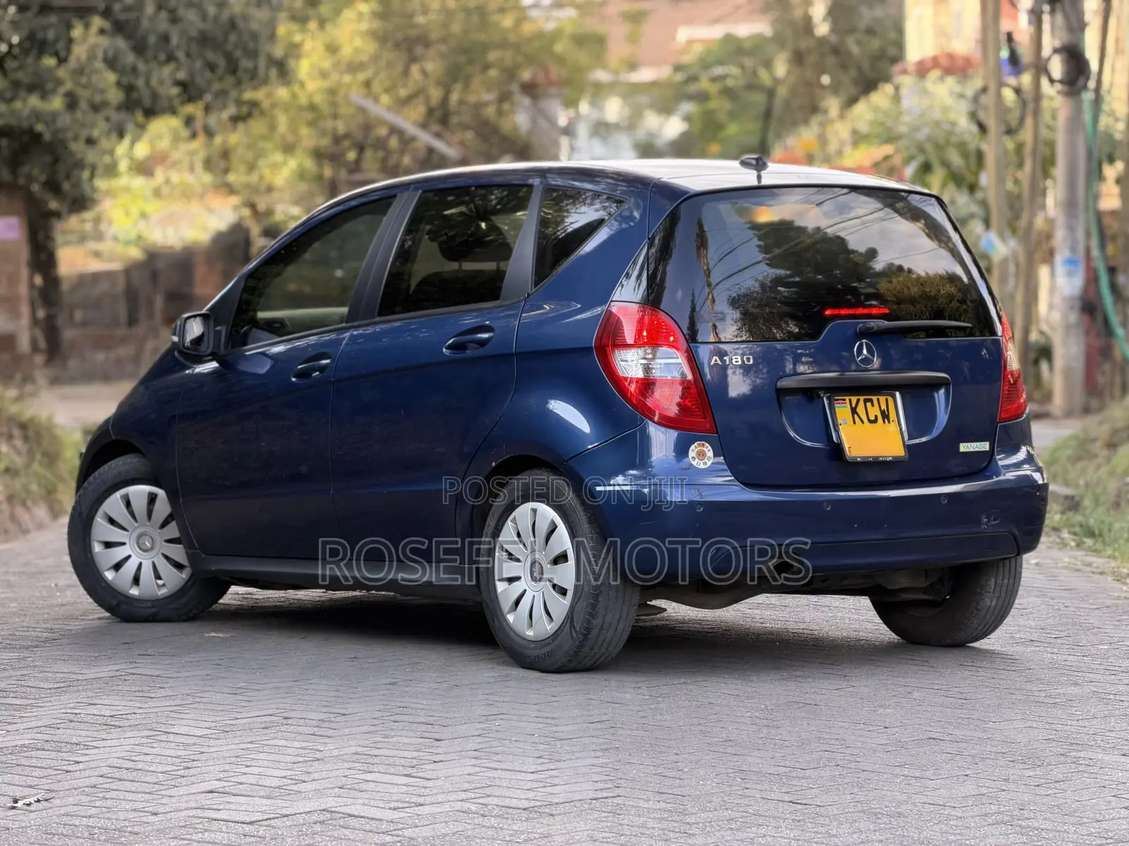 Mercedes-Benz A-Class 2012 Blue