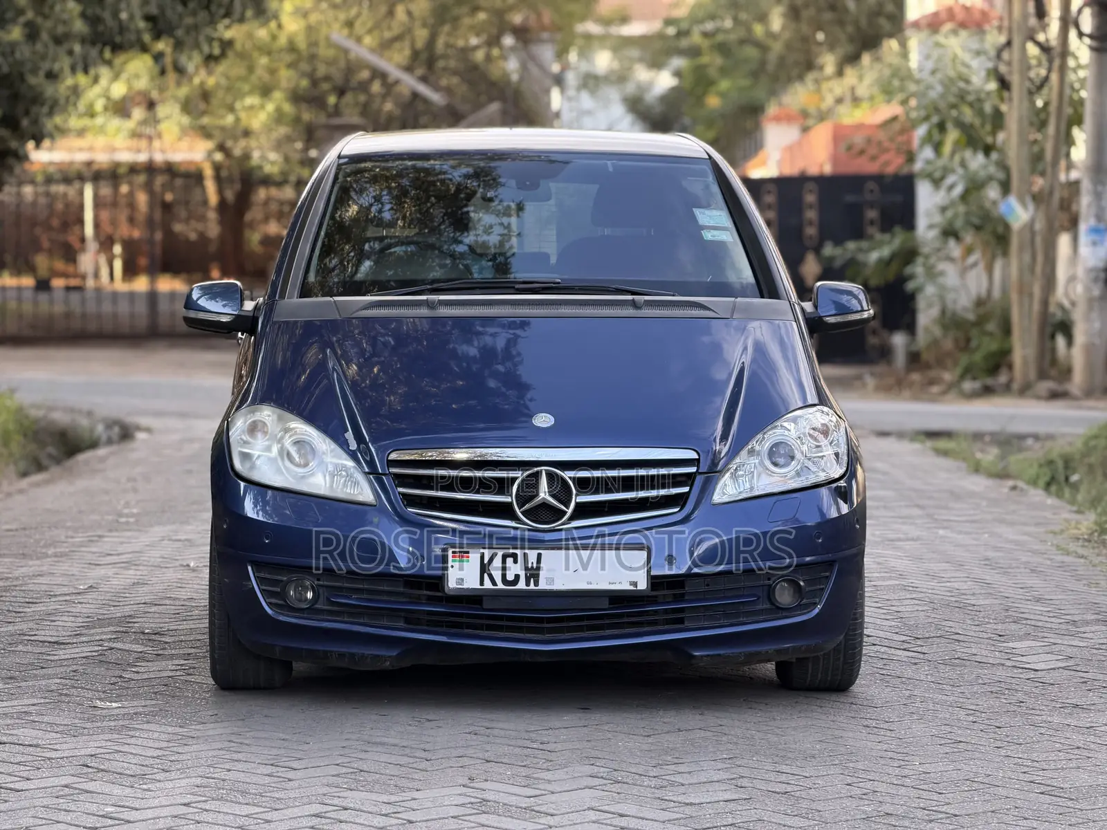 Mercedes-Benz A-Class 2012 Blue