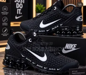 Nike Ultra