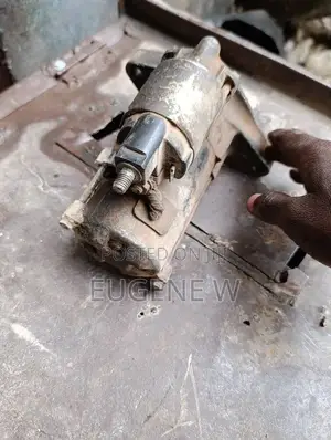 Starter Motor for 2 SZ 1.3 Engine ( Belta, Vitz, Ractis)