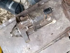 Starter Motor for 2 SZ 1.3 Engine ( Belta, Vitz, Ractis)