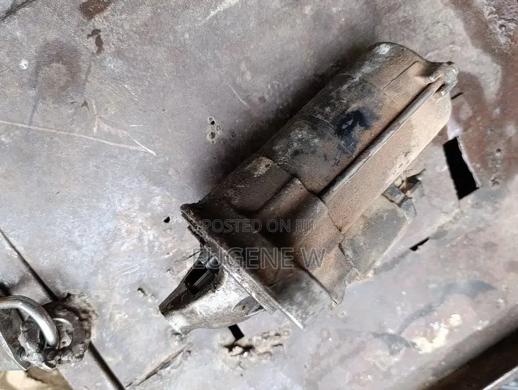 Starter Motor for 2 SZ 1.3 Engine ( Belta, Vitz, Ractis)