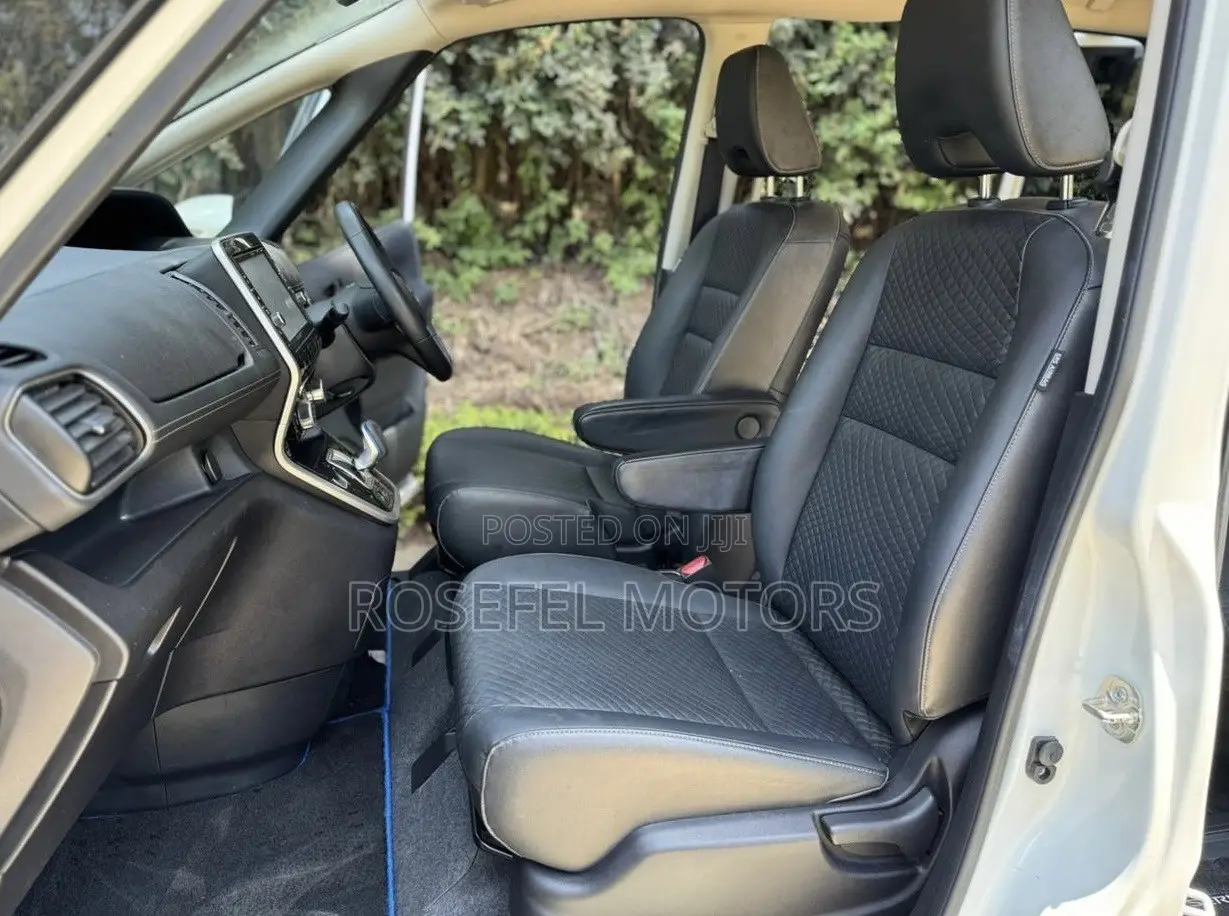 Nissan Serena 2019 White