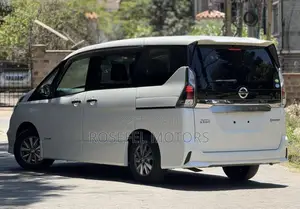 Nissan Serena 2019 White