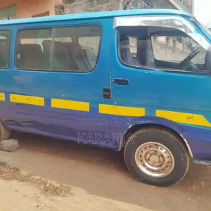 Toyota HiAce 2008 Blue