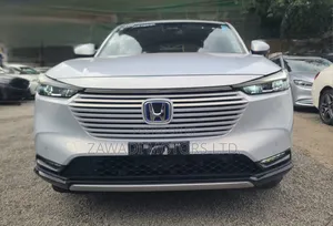 Honda Vezel 1.5 Hybrid 2WD 2021 White