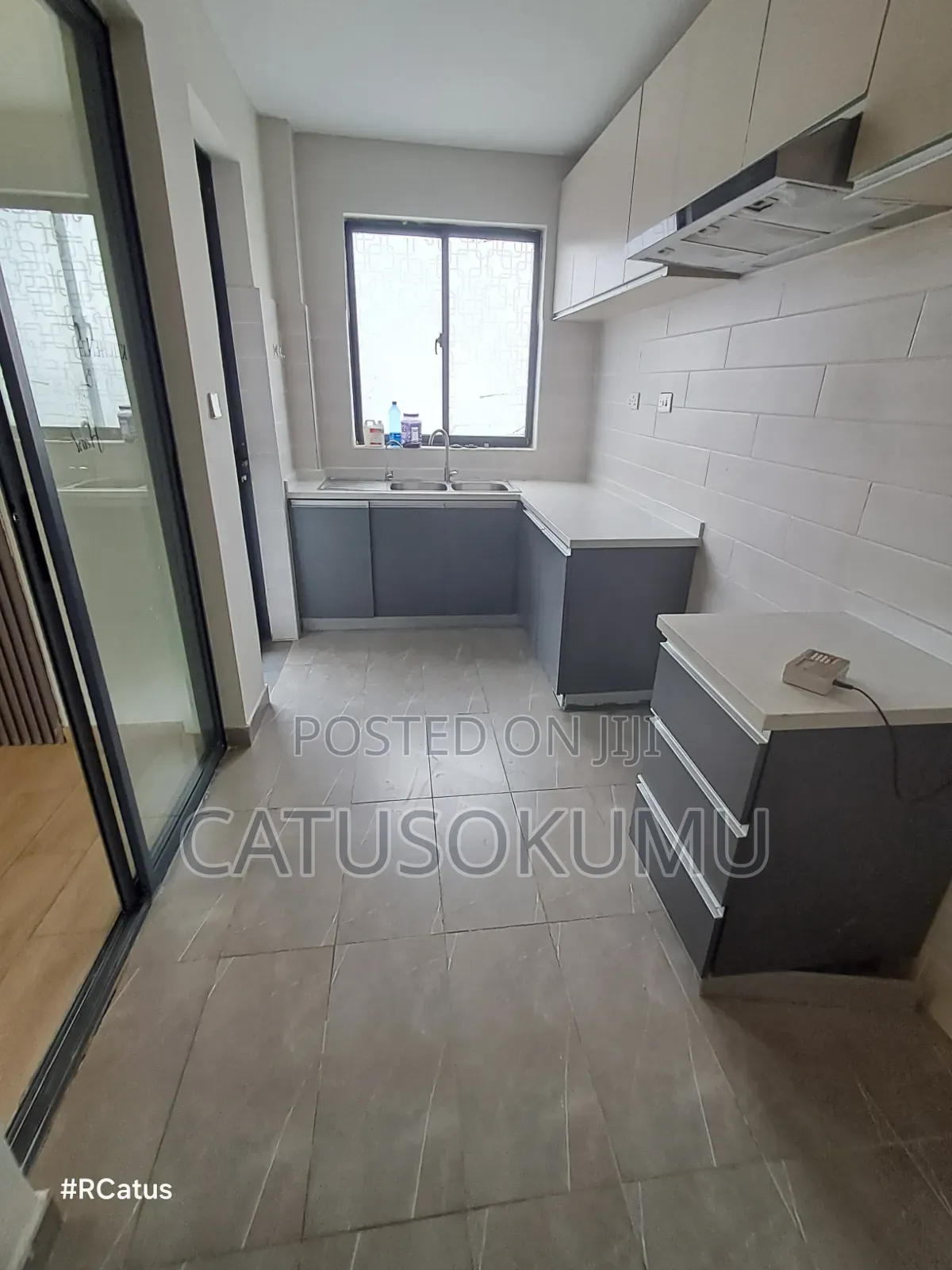 3bdrm Apartment in Syokimau, Hotel 67 Area for rent