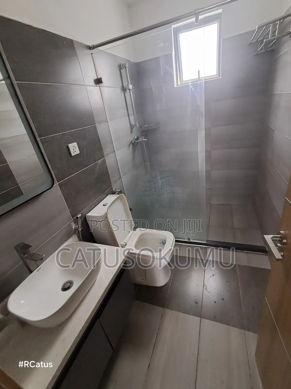 3bdrm Apartment in Syokimau, Hotel 67 Area for rent