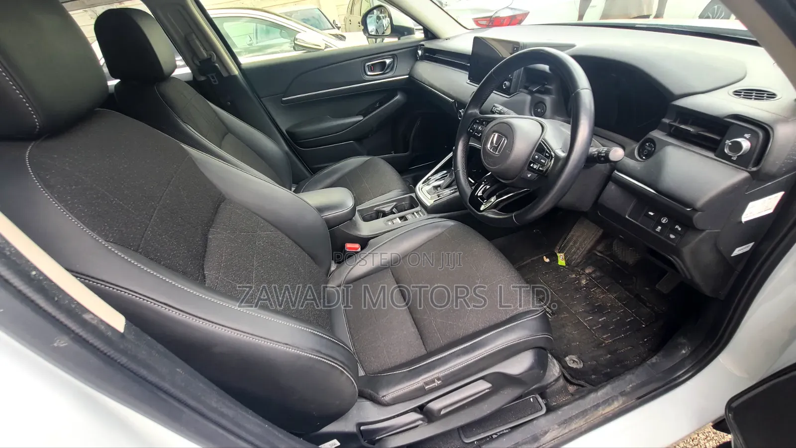 Honda Vezel 1.5 Hybrid 2WD 2021 White