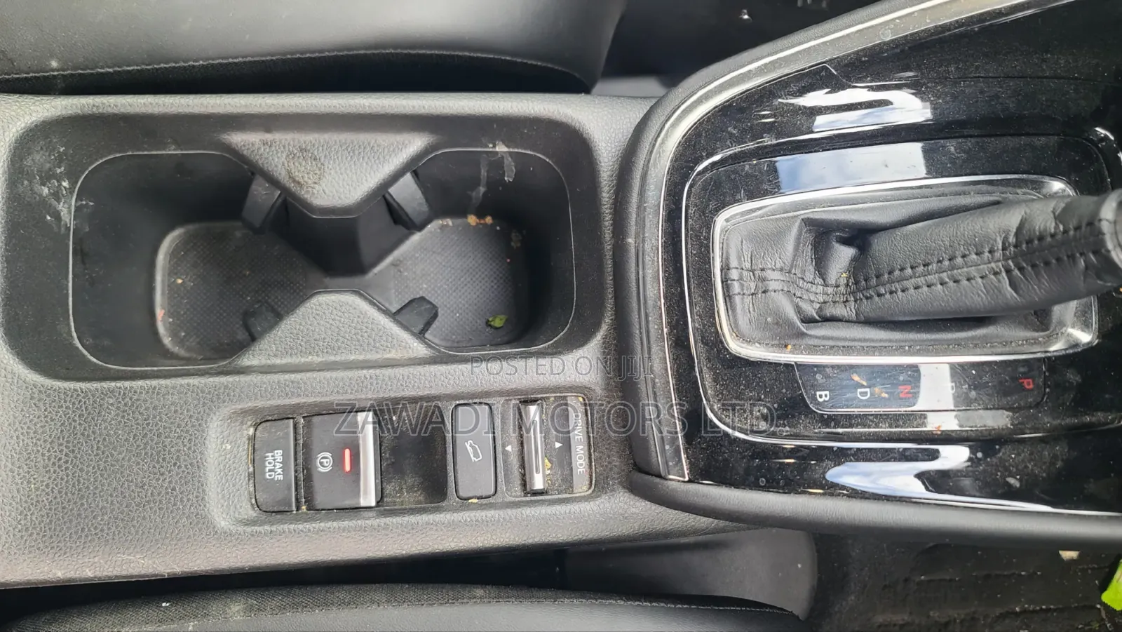 Honda Vezel 1.5 Hybrid 2WD 2021 White