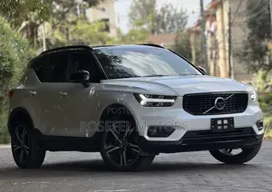 Volvo XC40 T5 Petrol AWD 2019 White