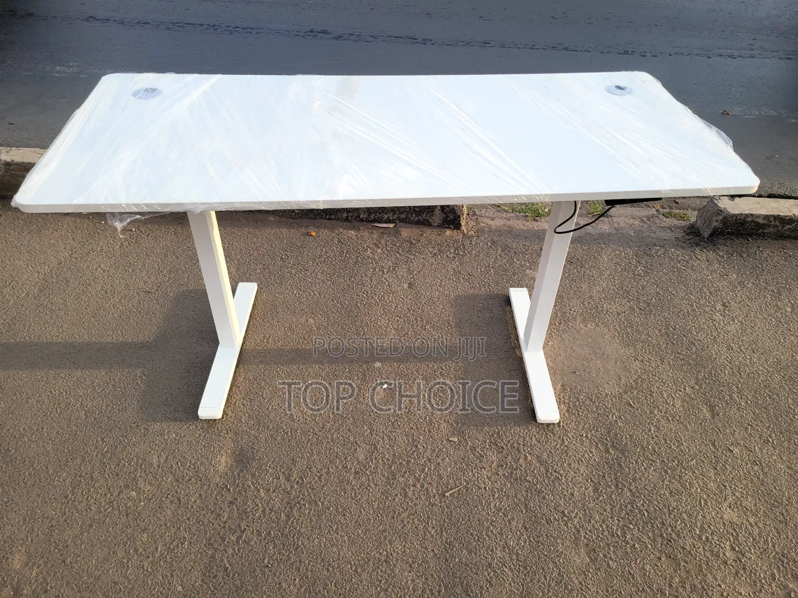 Electric Desk 4fts