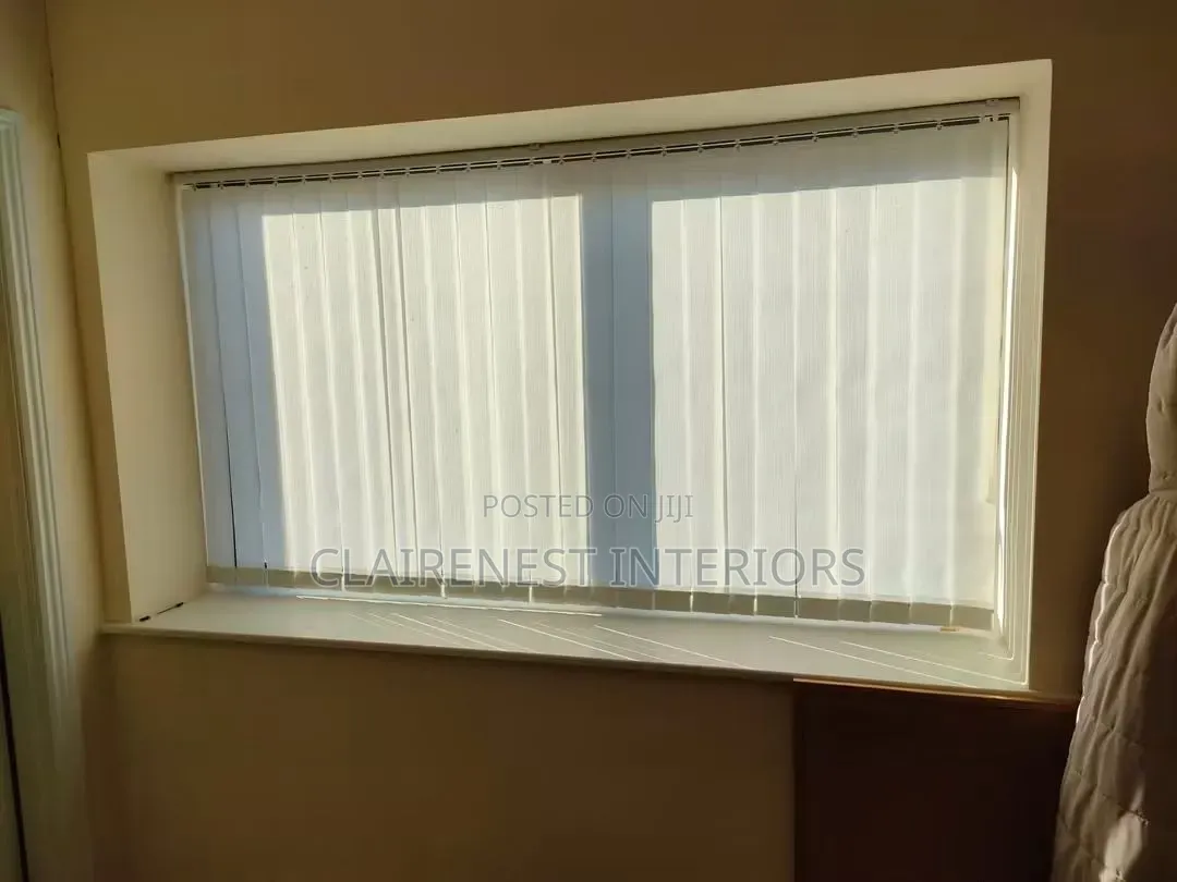 Give Your Windows a Stylish Story With Horizontal Blinds