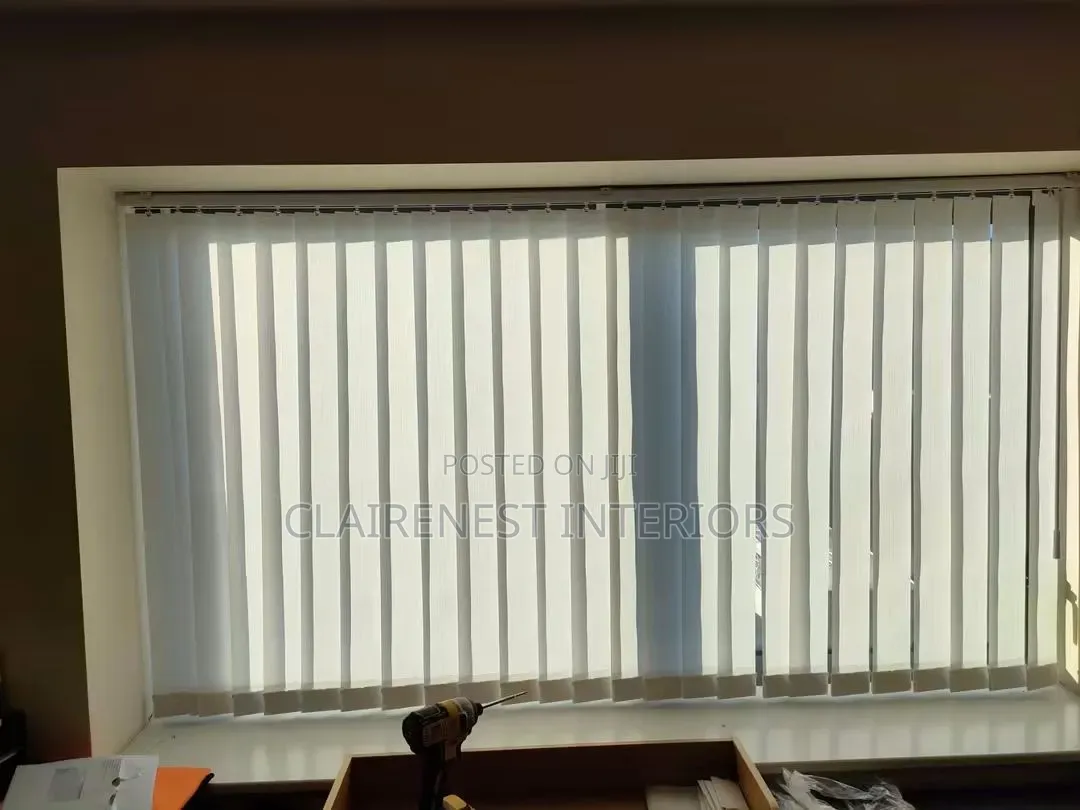 Give Your Windows a Stylish Story With Horizontal Blinds