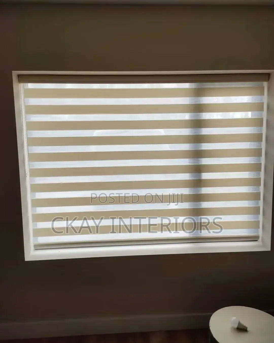 Make Every Pane Part of Your Design With Horizontal Window Blinds