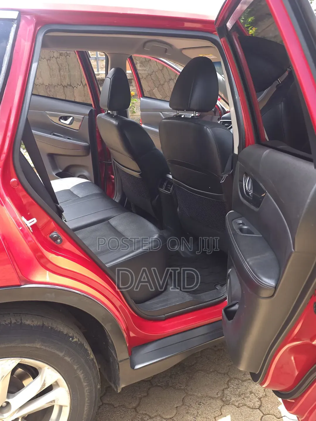 Nissan X-Trail 2.0 Petrol FWD 2016 Red