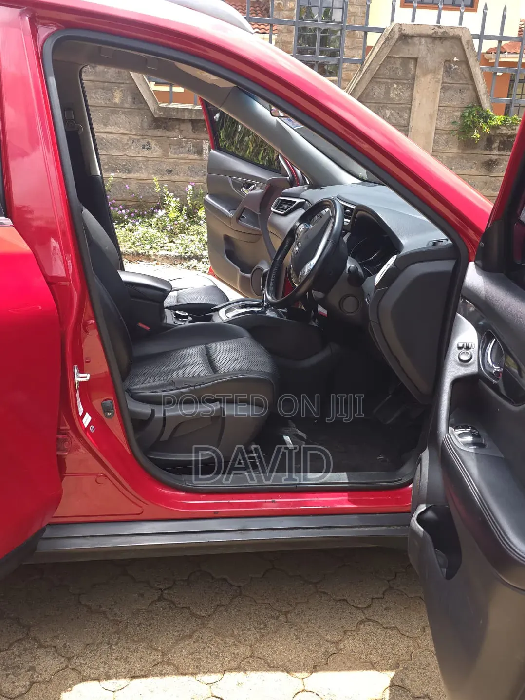 Nissan X-Trail 2.0 Petrol FWD 2016 Red