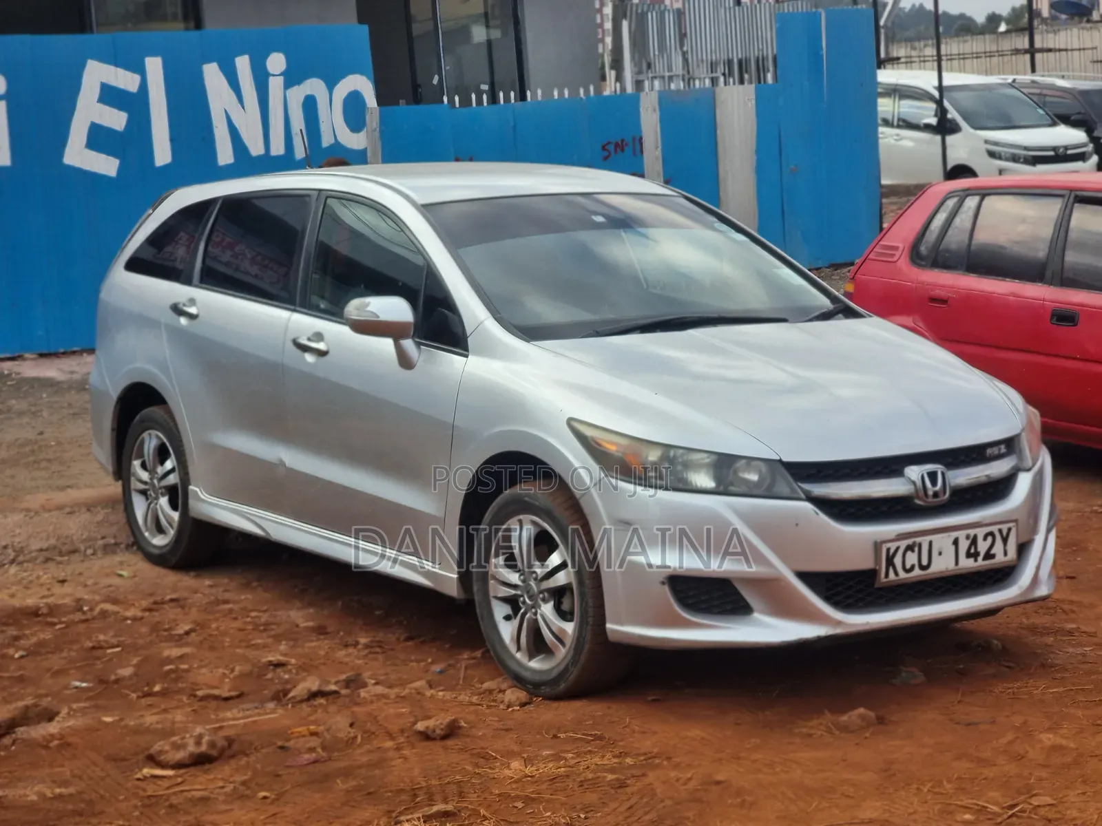 Honda Stream 2012 Silver