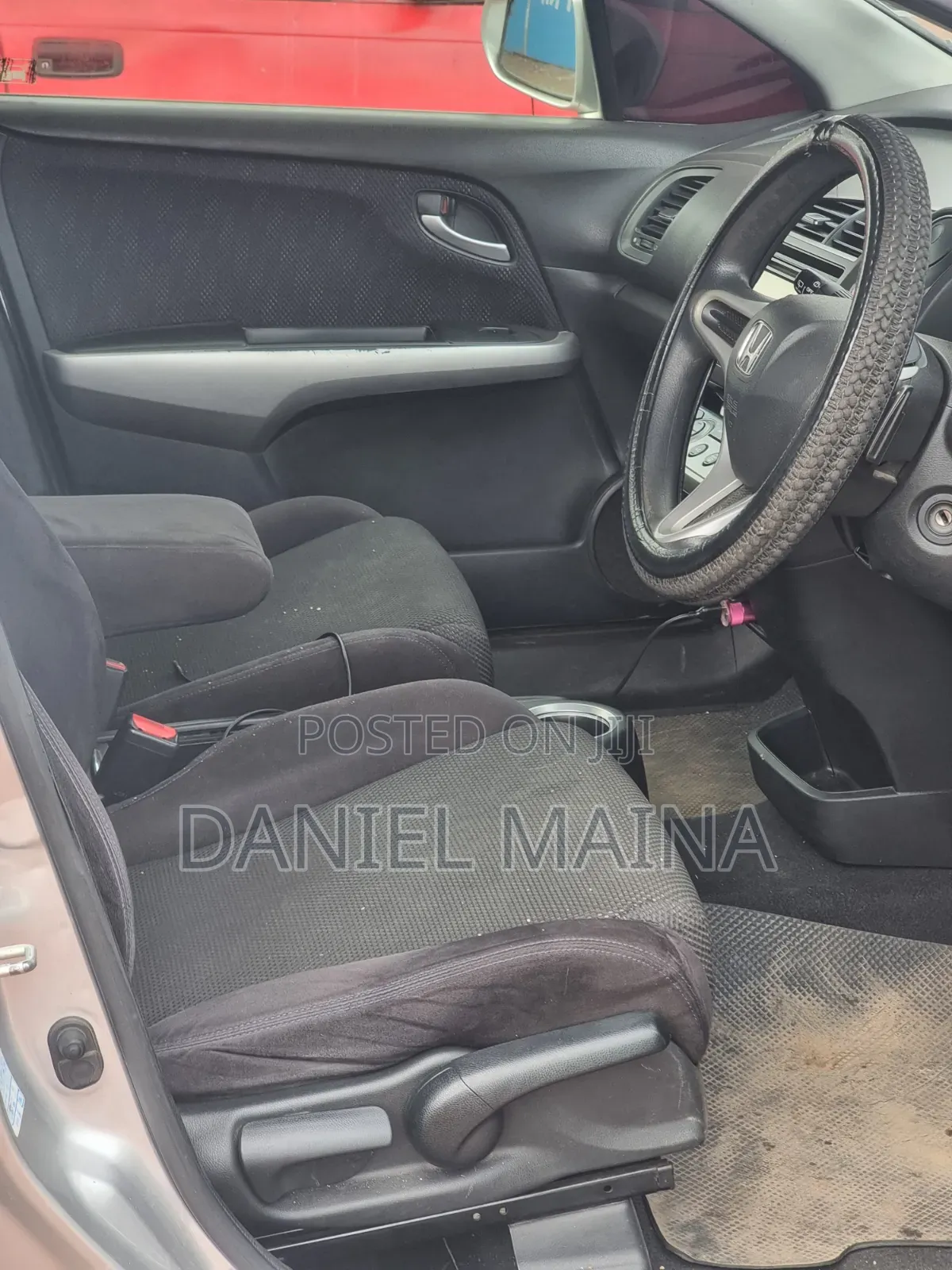 Honda Stream 2012 Silver