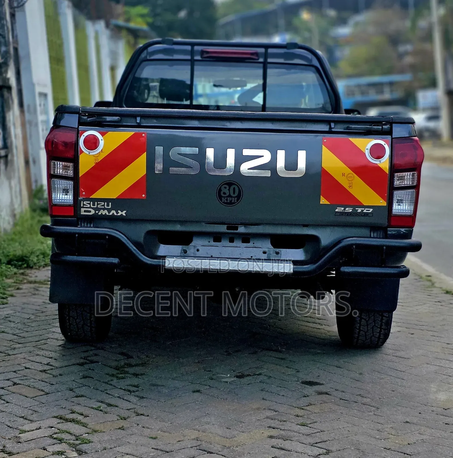 Isuzu D-MAX 2021 Gray