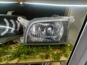 Tyt Hiace 5l/3l 1992-1995 After Market Headlamp/Light /Front Light