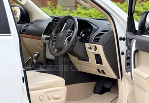 Toyota Land Cruiser Prado 2.8 2020 White