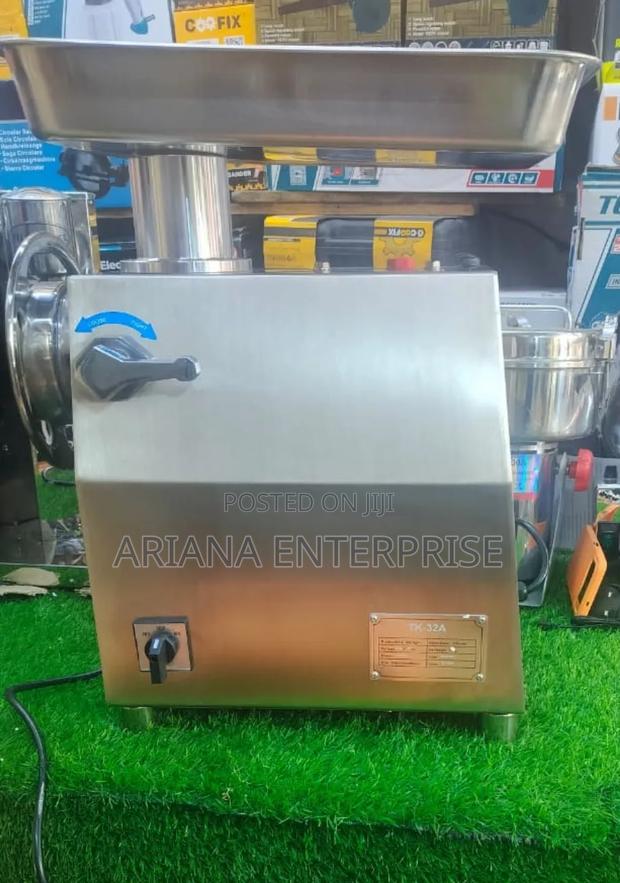 Heavy-Duty TK-32 Commercial Electric Meat Mincer