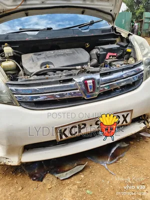 Toyota ISIS 1.8 G 2WD 2011 White