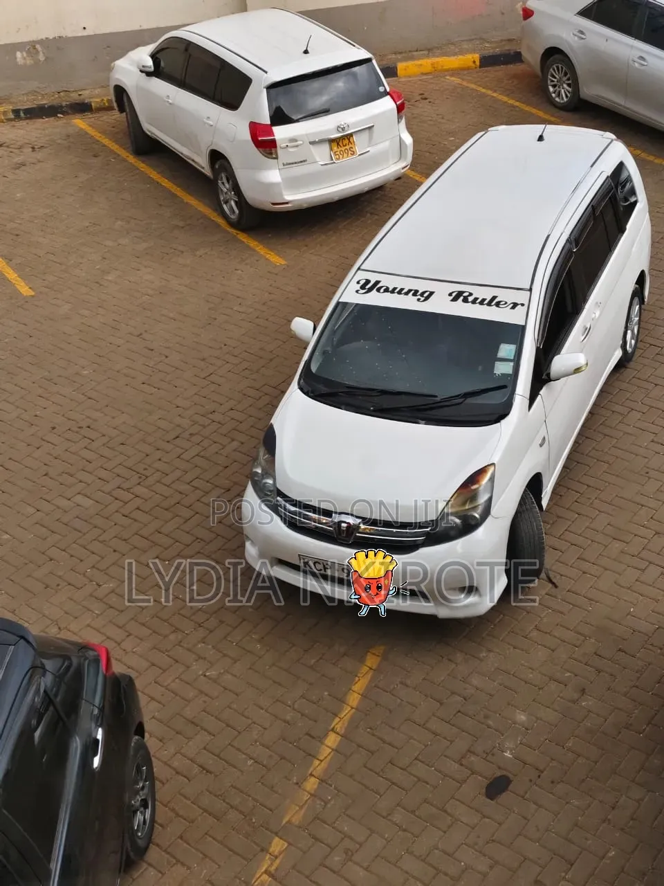 Toyota ISIS 1.8 G 2WD 2011 White