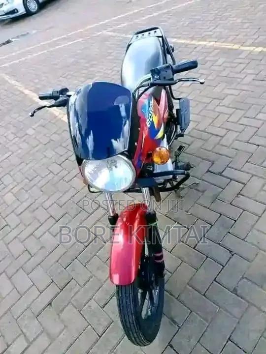 Bajaj Boxer 150 UG 2025 Red - thumbnail 4