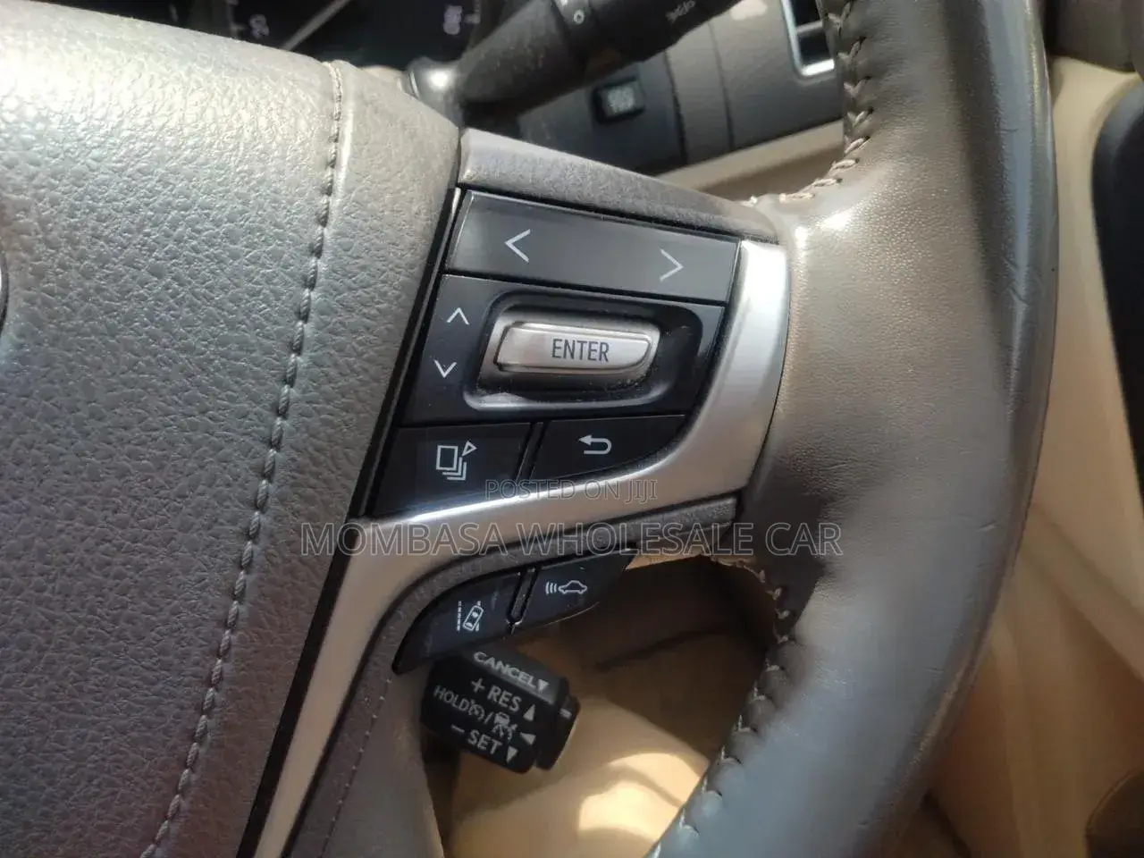 Toyota Land Cruiser 3.3 Diesel 4WD 2021 White