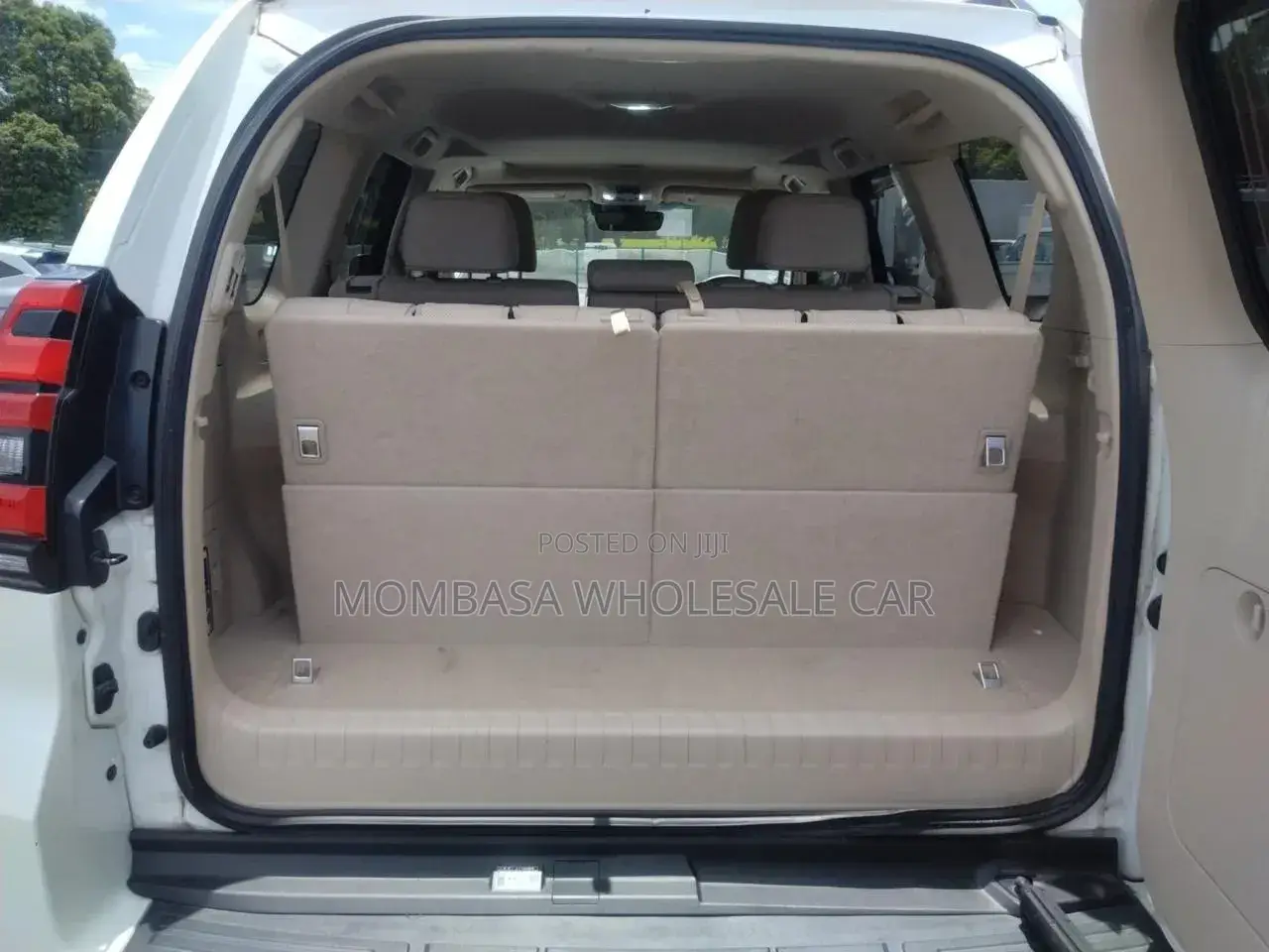 Toyota Land Cruiser 3.3 Diesel 4WD 2021 White