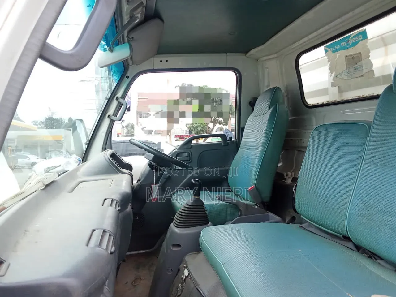 Isuzu NPR Truck 2019 White