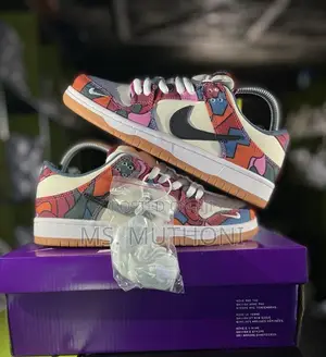 Nike SB Dunk Low Pro X Parra "Abstract Art"