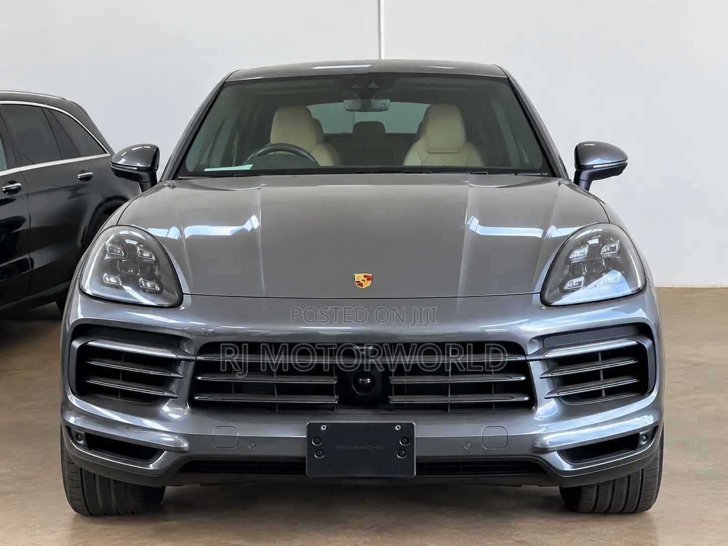 Porsche Cayenne Base AWD 2020 Gray