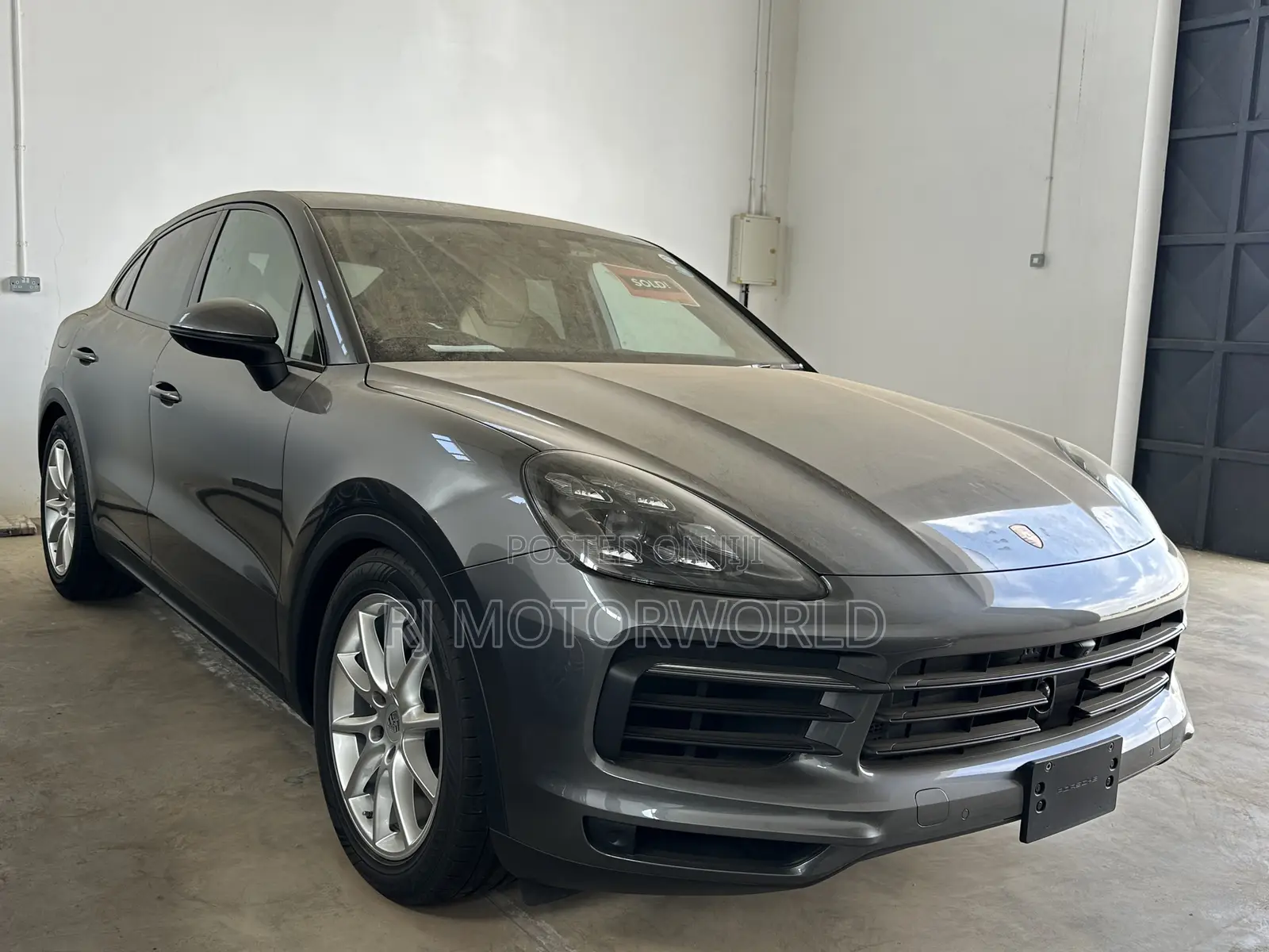 Porsche Cayenne Base AWD 2020 Gray