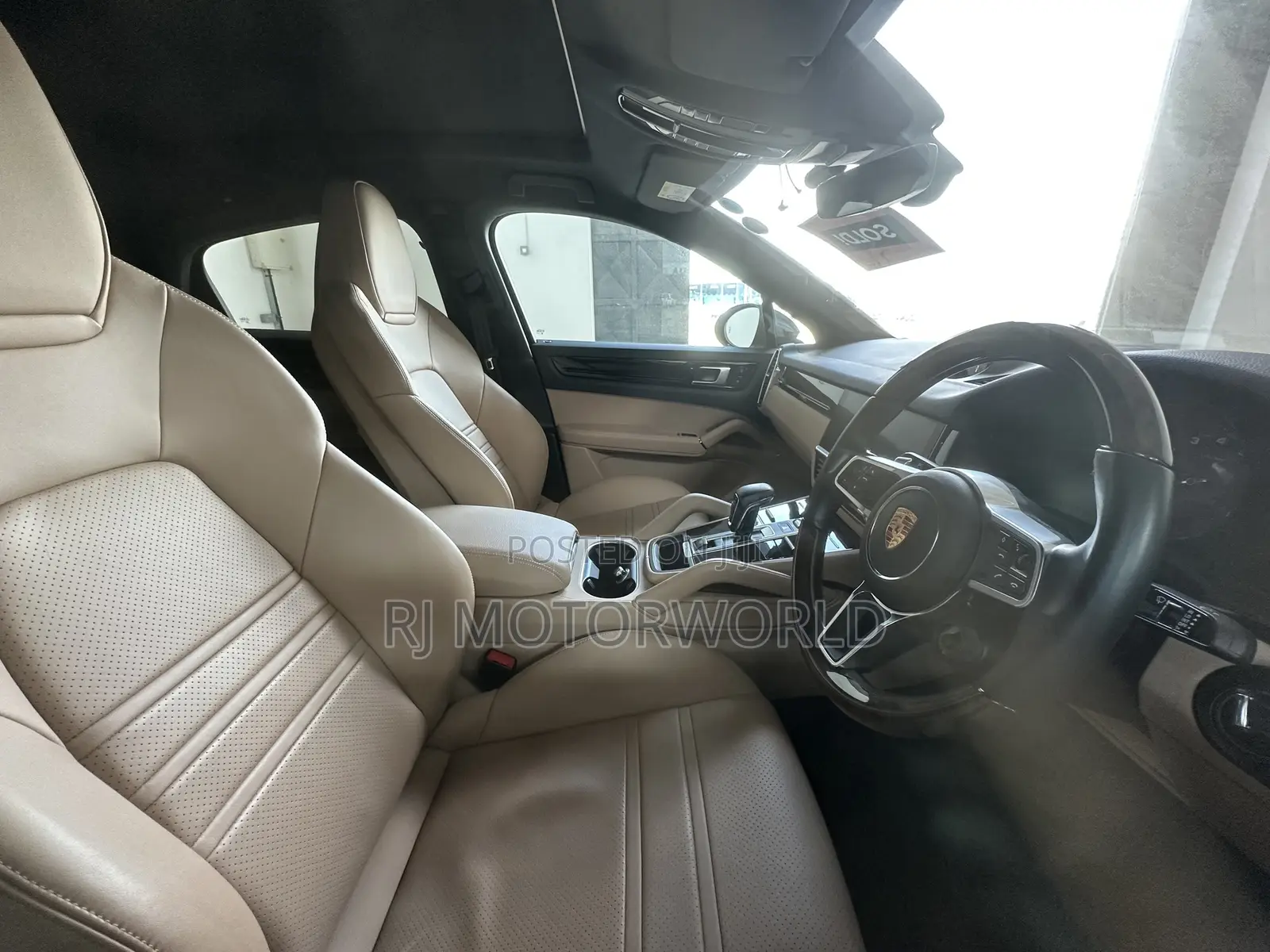 Porsche Cayenne Base AWD 2020 Gray
