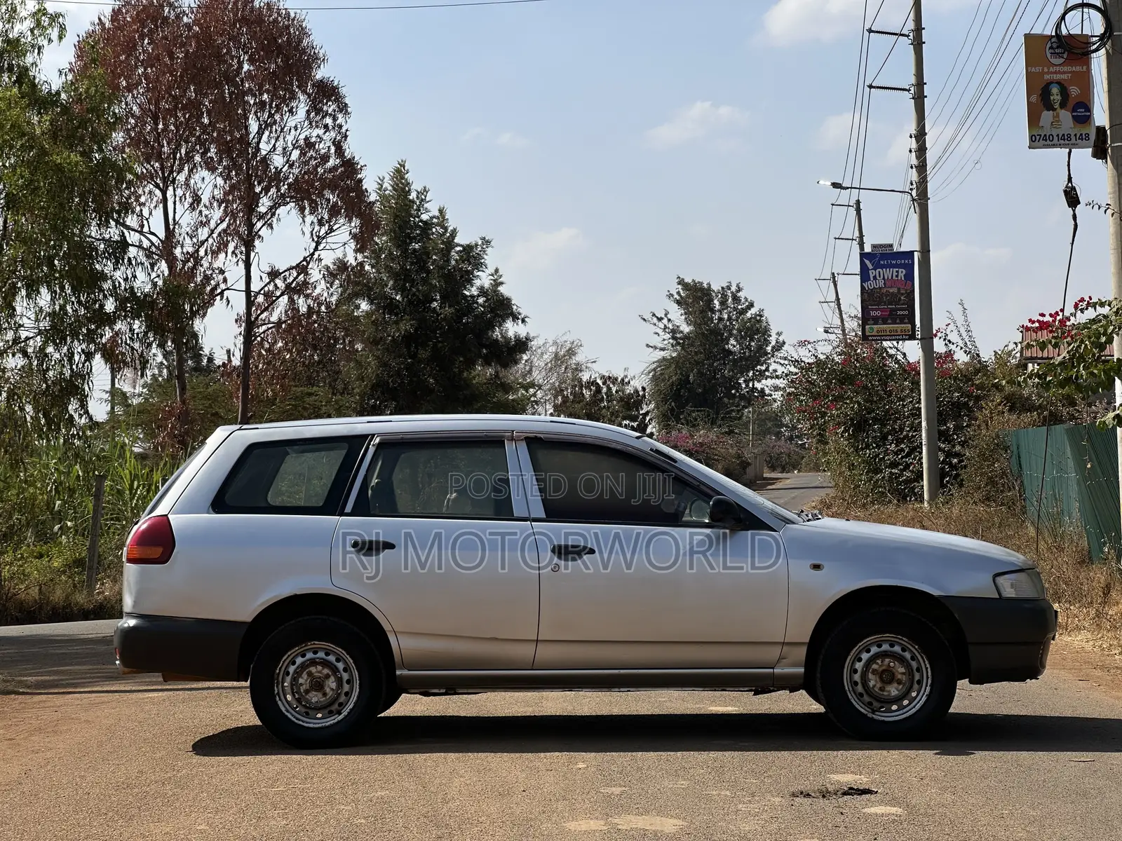 Nissan Advan 2006 Silver