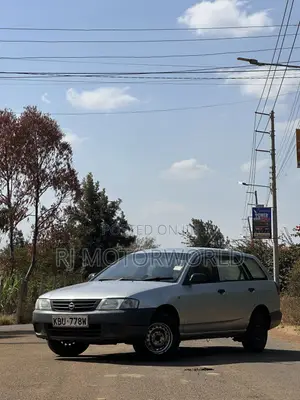 Nissan Advan 2006 Silver