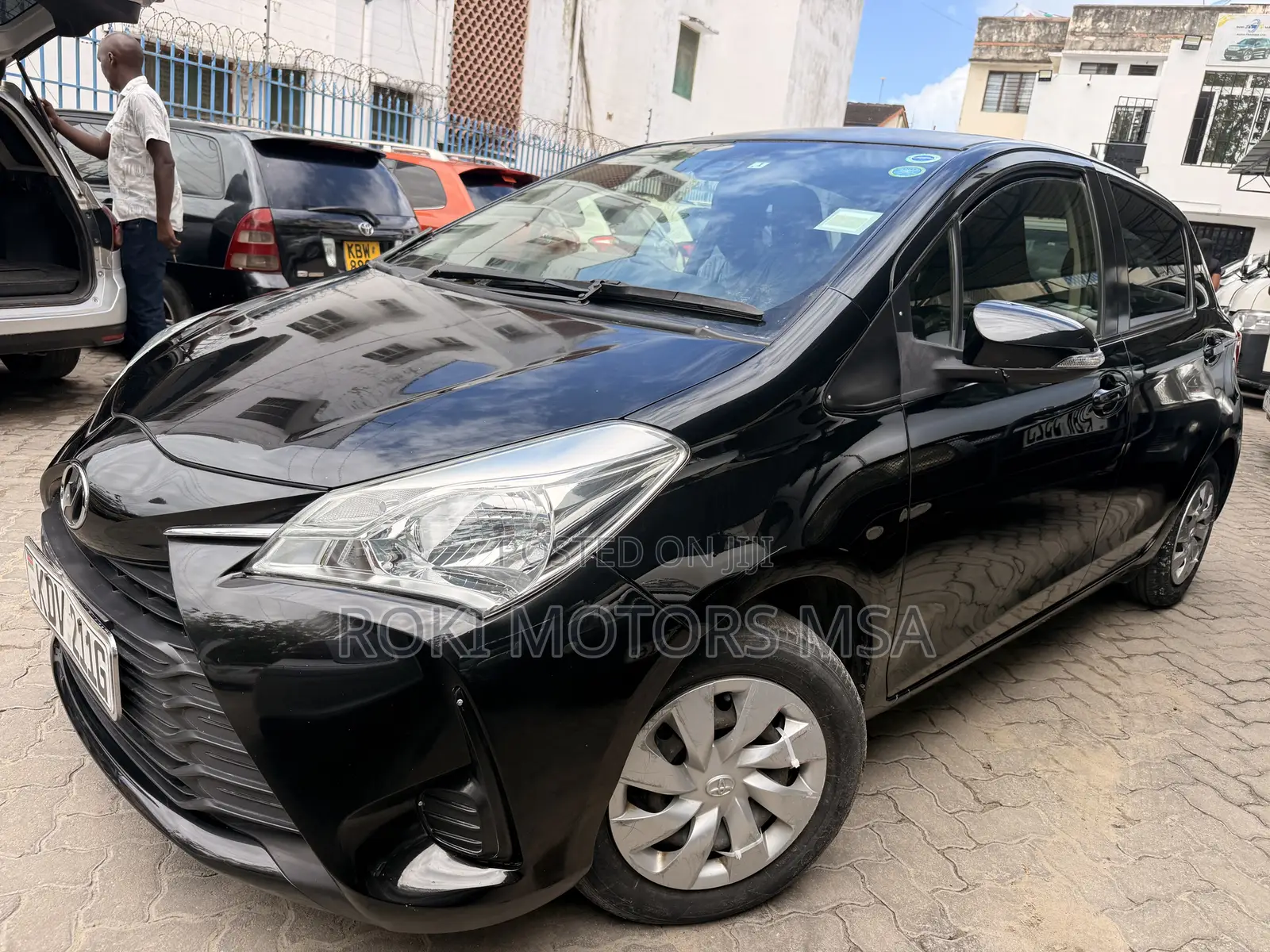 Toyota Vitz 2018 Black