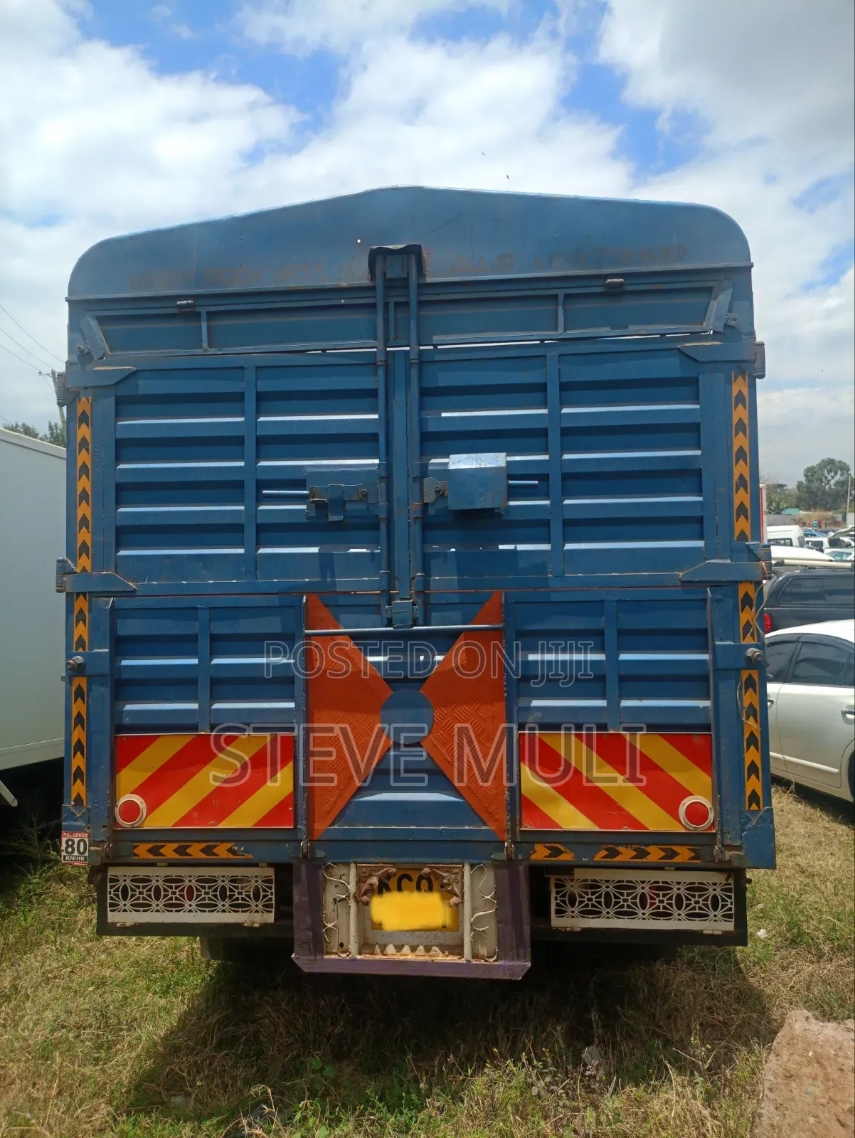 Isuzu Elf Lorry