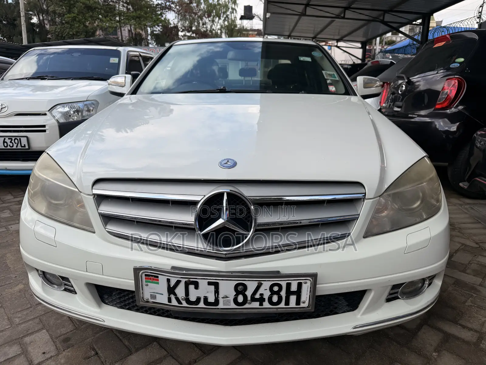 Mercedes-Benz C200 2009 Pearl