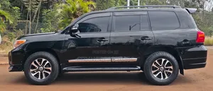 Toyota Land Cruiser 2012 Black