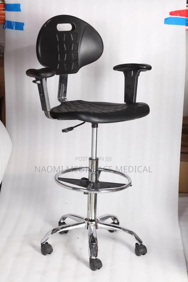 Height Adjustable Doctor's Chair With Backrest