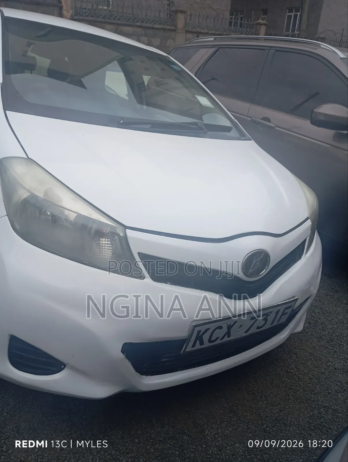 Toyota Vitz 2013 White