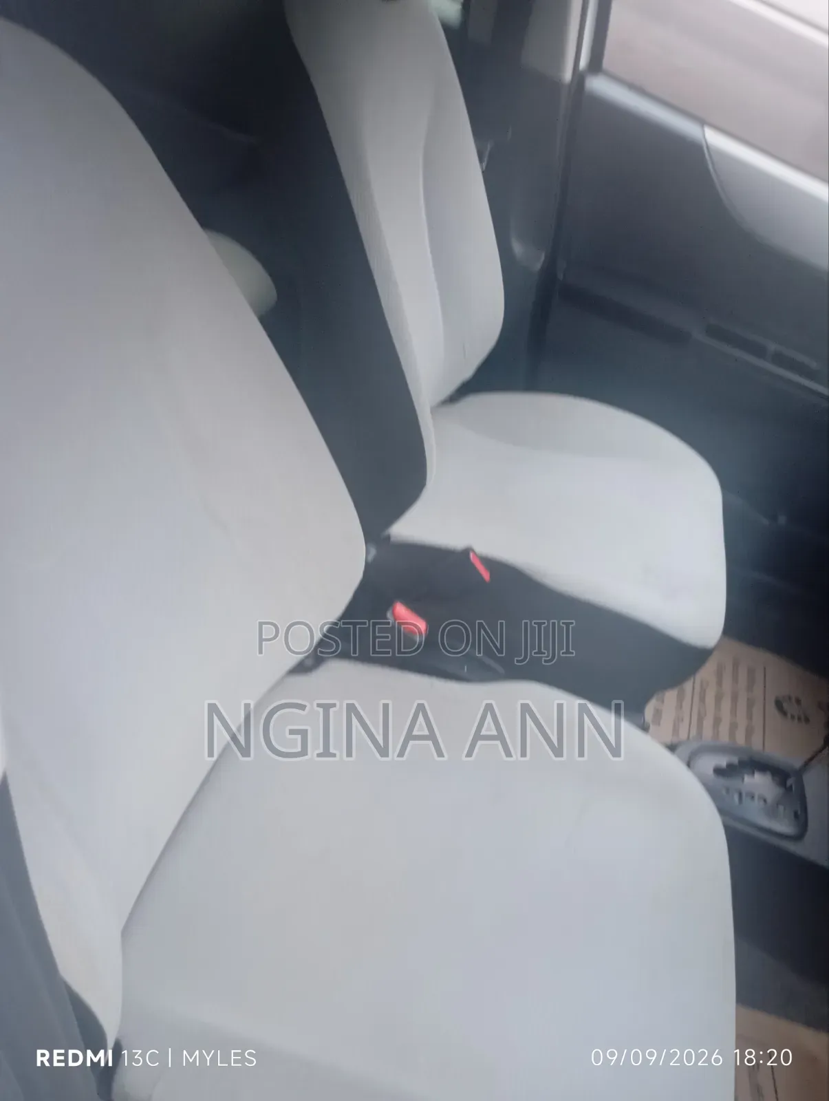 Toyota Vitz 2013 White