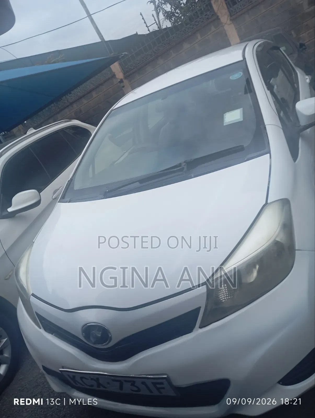 Toyota Vitz 2013 White